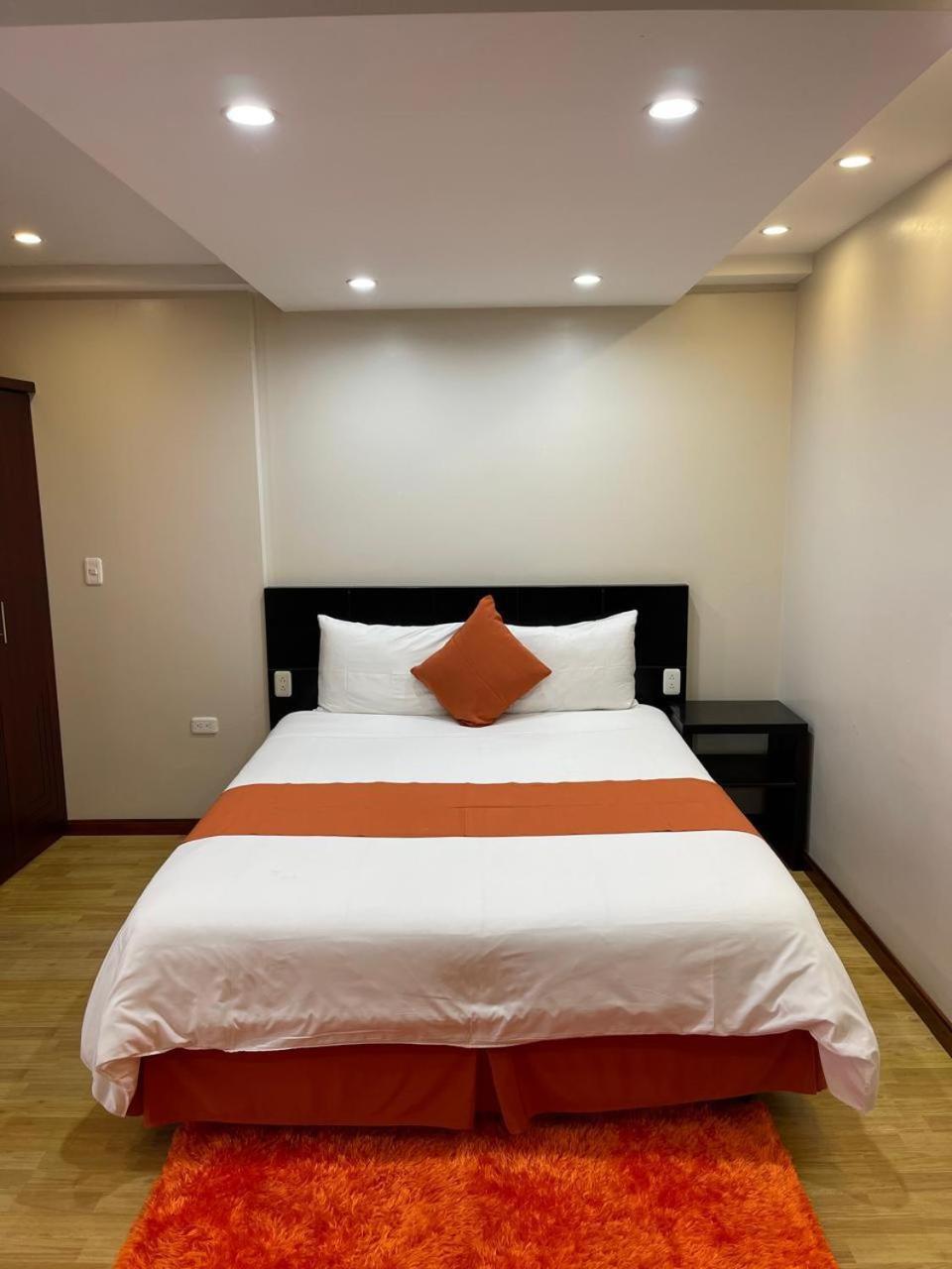 Luxor Plaza H&S Hotel San Francisco de Borja Exterior photo