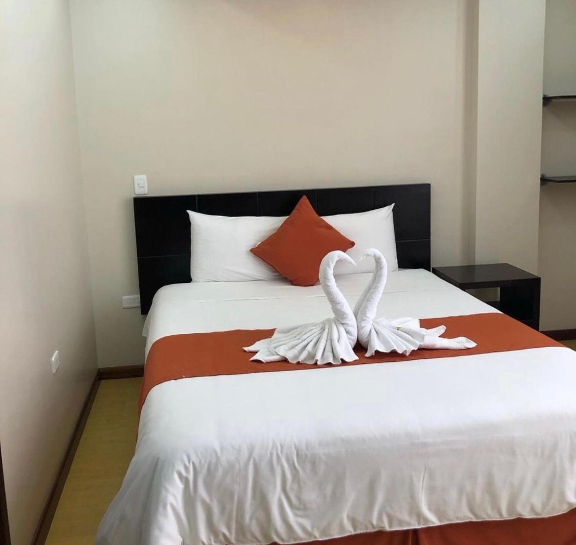 Luxor Plaza H&S Hotel San Francisco de Borja Exterior photo